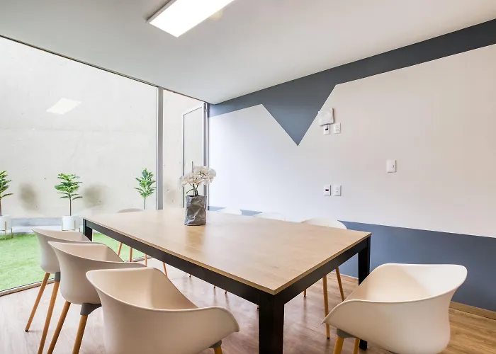 Uliv Polanco 4*