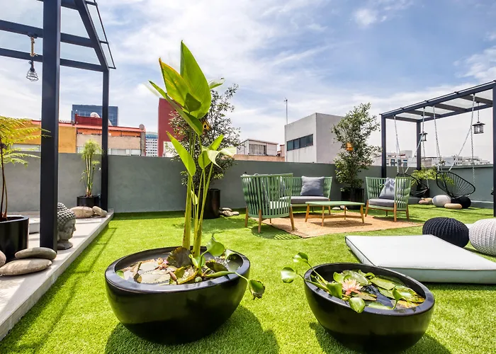Uliv Polanco Aparthotel 4*